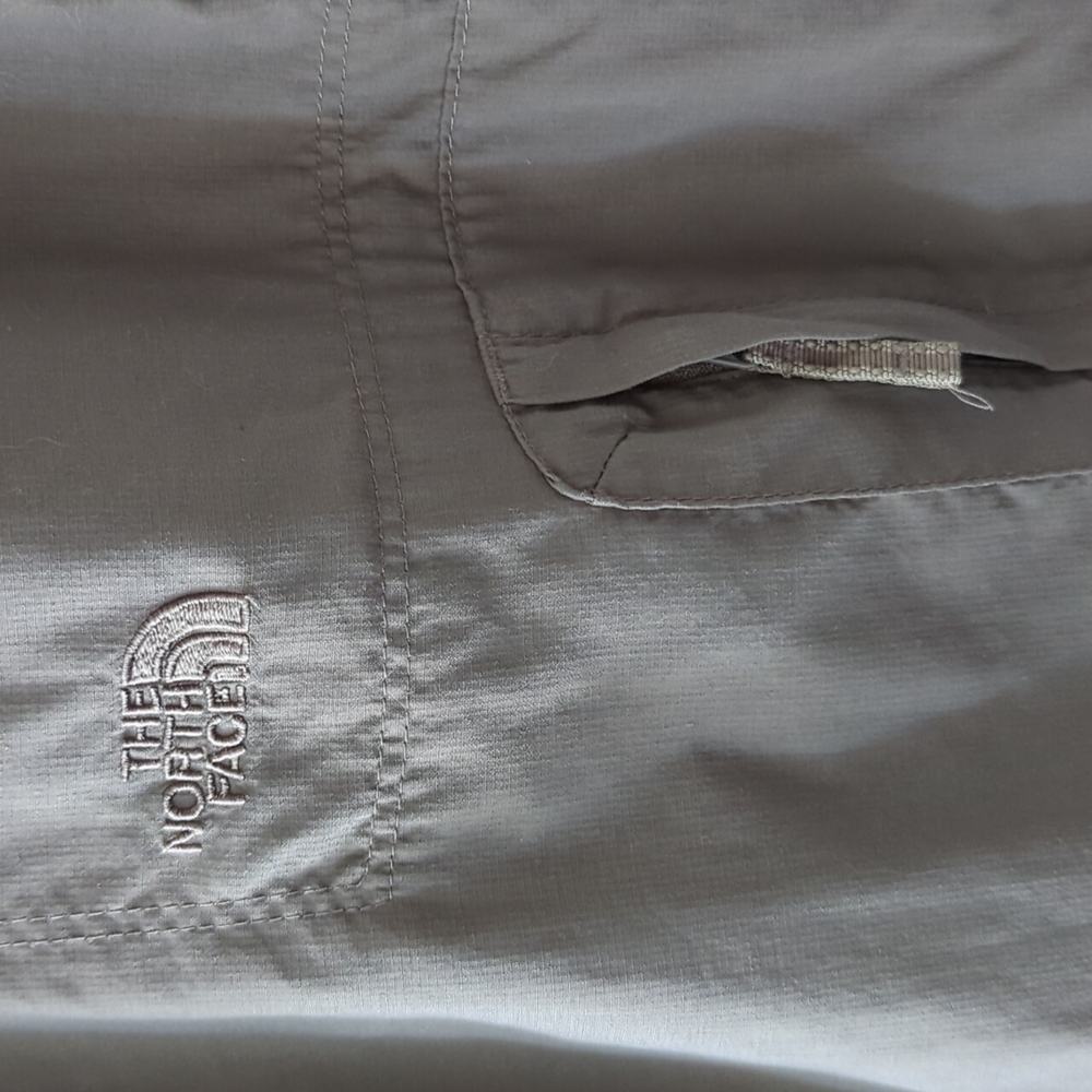 THE NORTH FACE I Lightweight Nylon Active Hiking Outdoor Capri Cargo Pants, 10 - Picture 3 of 13